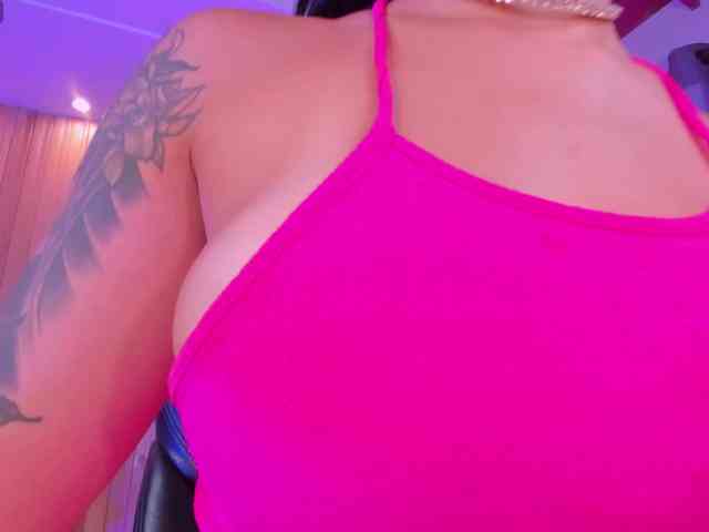 NickyLawson webcam