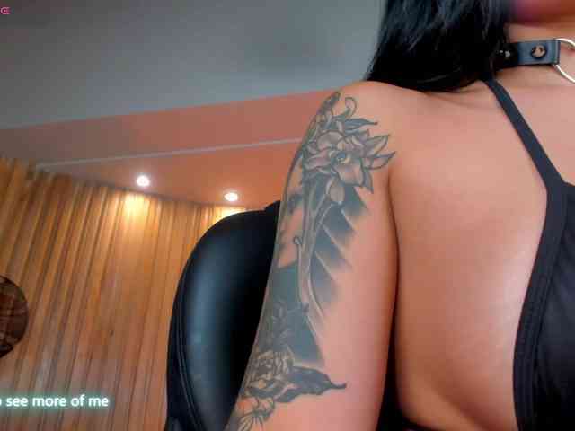 NickyLawson webcam