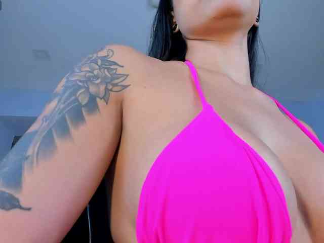 NickyLawson webcam