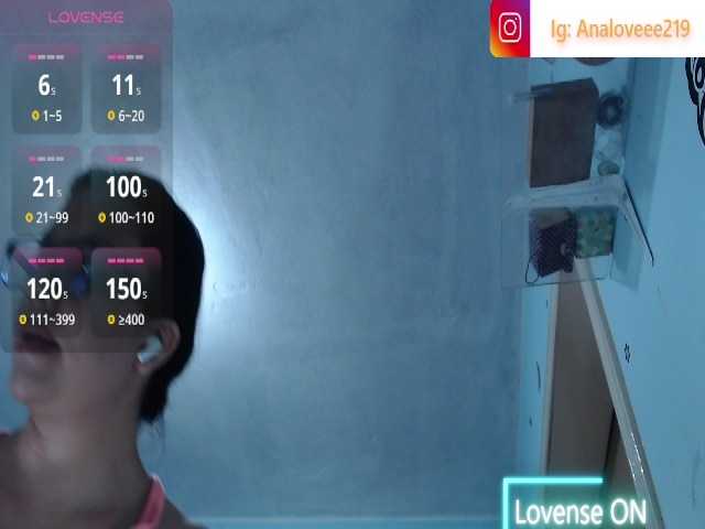 ana-loveee live webcam show