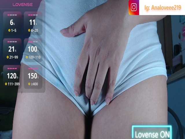 ana-loveee live webcam show
