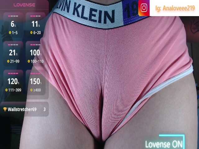 ana-loveee live webcam show