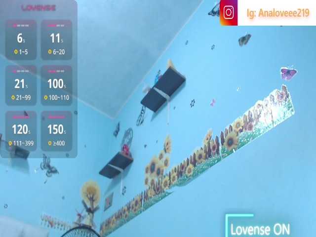 ana-loveee live cam preview