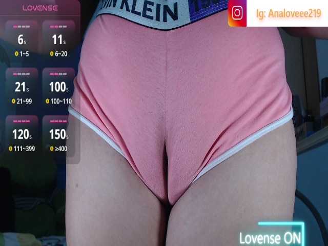 ana-loveee live webcam show