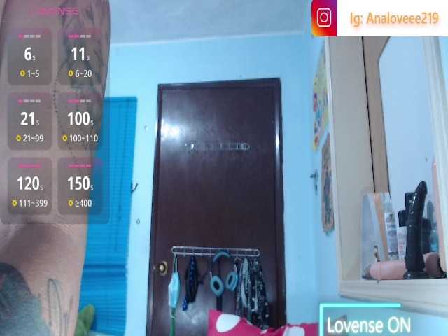 ana-loveee live cam on BongaCams