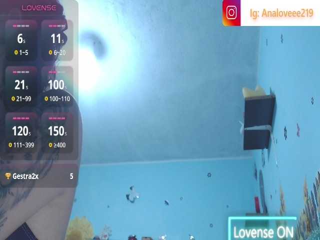 ana-loveee live cam preview