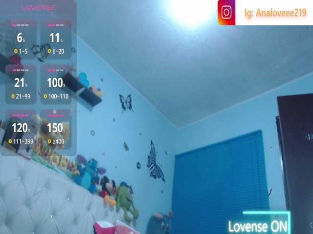 ana-loveee live cam on BongaCams