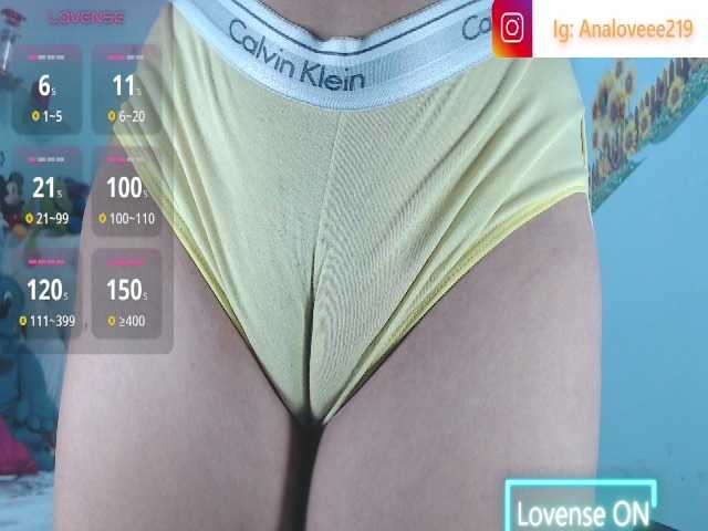 ana-loveee live cam preview