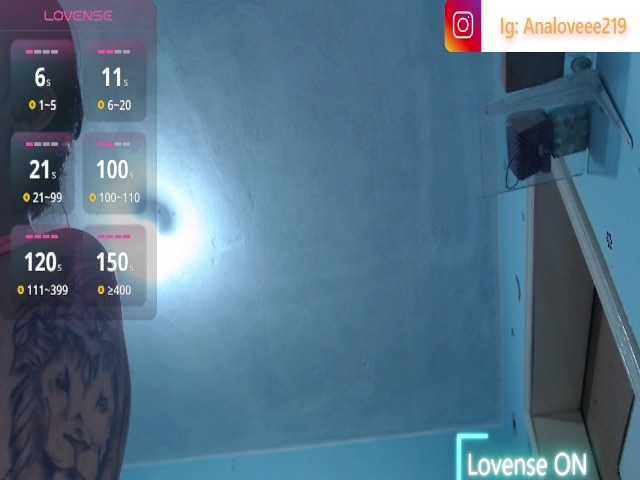 ana-loveee live webcam show