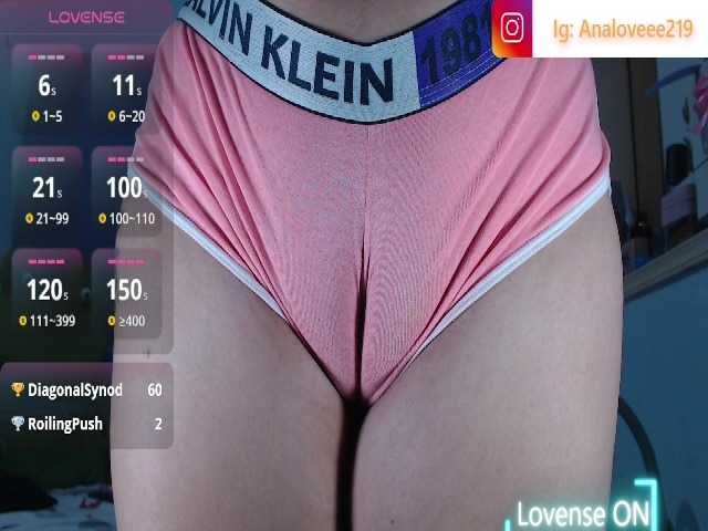 ana-loveee live webcam show