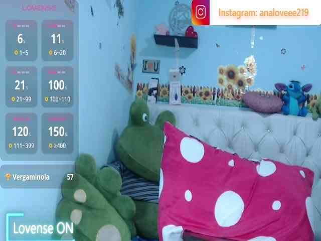 ana-loveee webcam