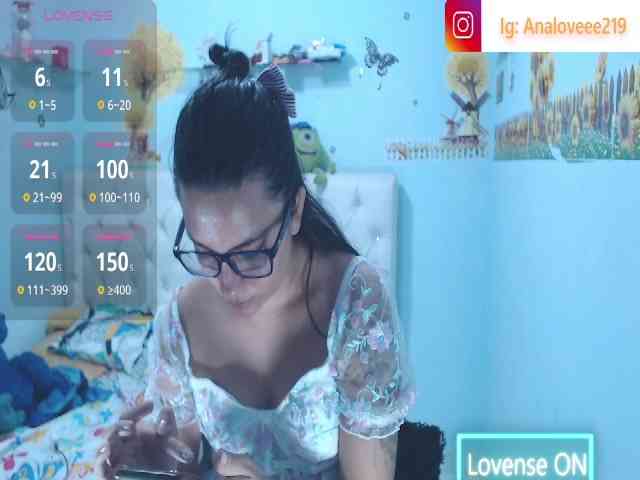 ana-loveee webcam