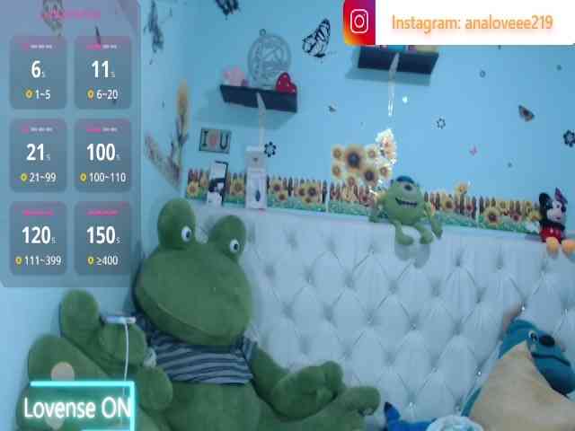 ana-loveee webcam