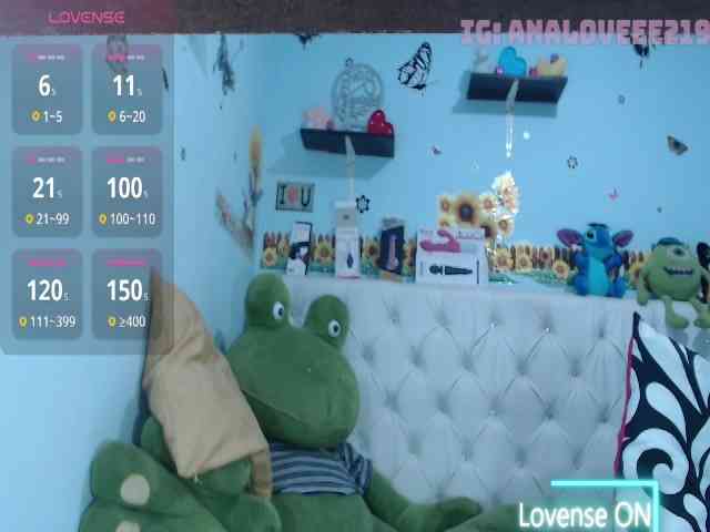 ana-loveee webcam