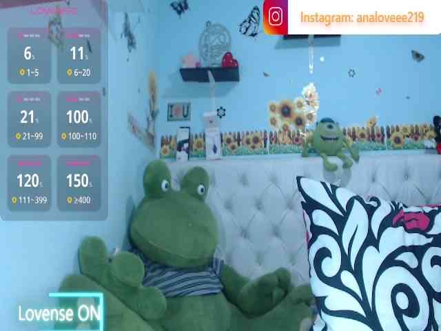 ana-loveee webcam