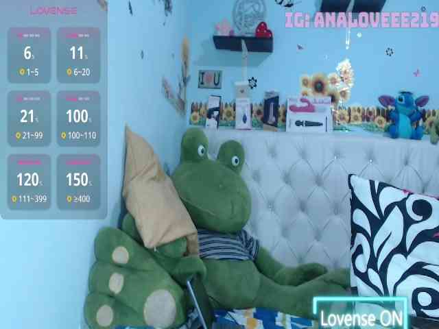 ana-loveee webcam