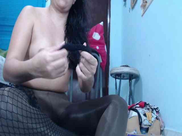 ana-loveee webcam