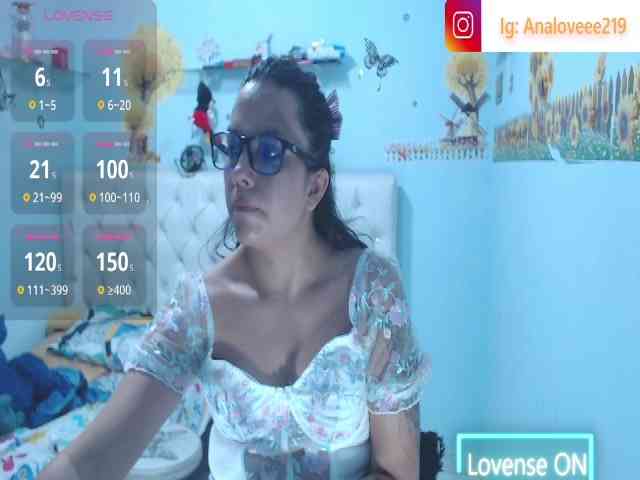 ana-loveee webcam