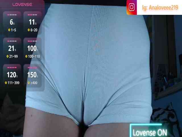 ana-loveee Live Webcam on BongaCams