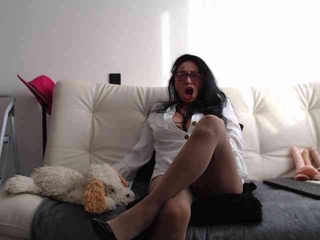 KimberlyBirdm webcam