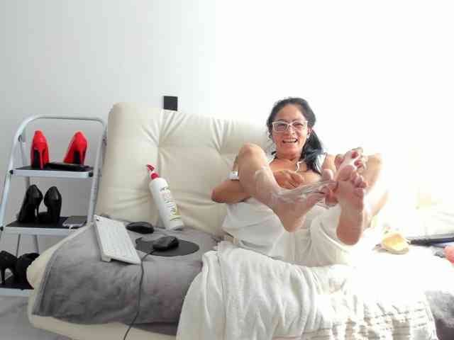 KimberlyBirdm webcam