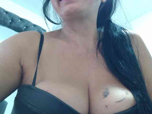 KimberlyBirdm webcam