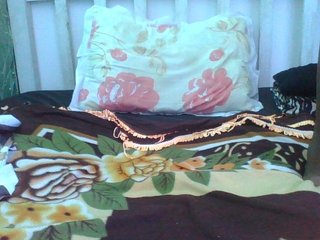sweetchic's Live Webcam