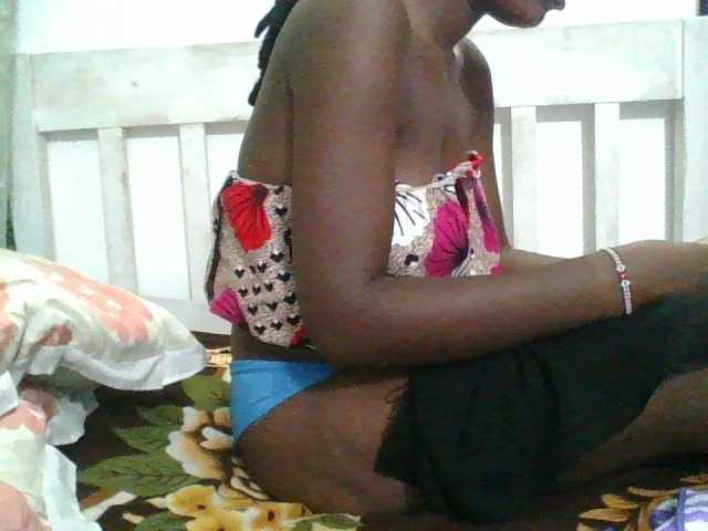 sweetchic live cam on BongaCams