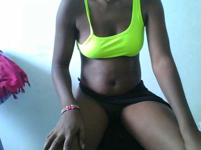 sweetchic live cam on BongaCams