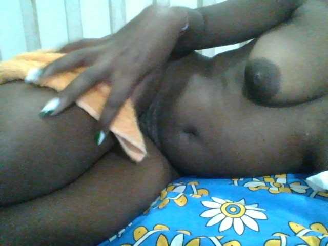 sweetchic live cam preview
