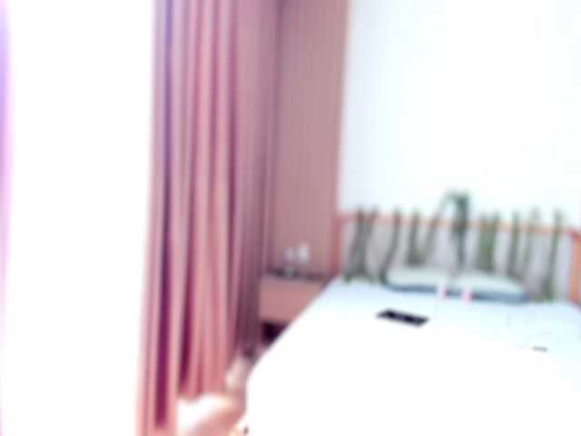 Curly-Sue live cam on BongaCams
