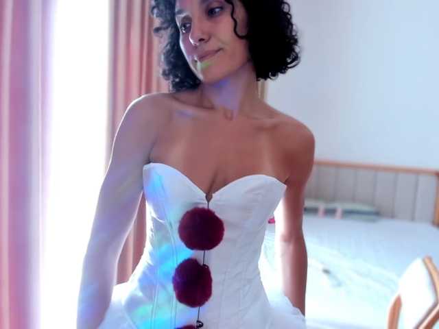 Curly-Sue live cam preview