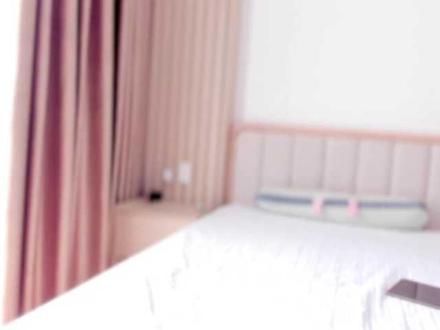 Curly-Sue live webcam show