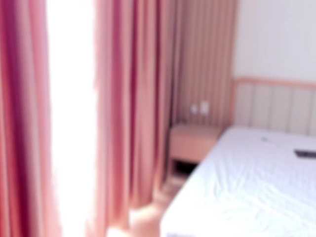 Curly-Sue live cam on BongaCams
