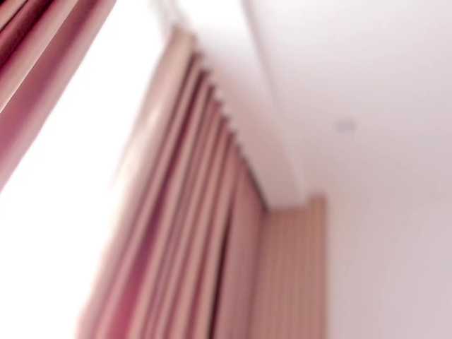 Curly-Sue live webcam show