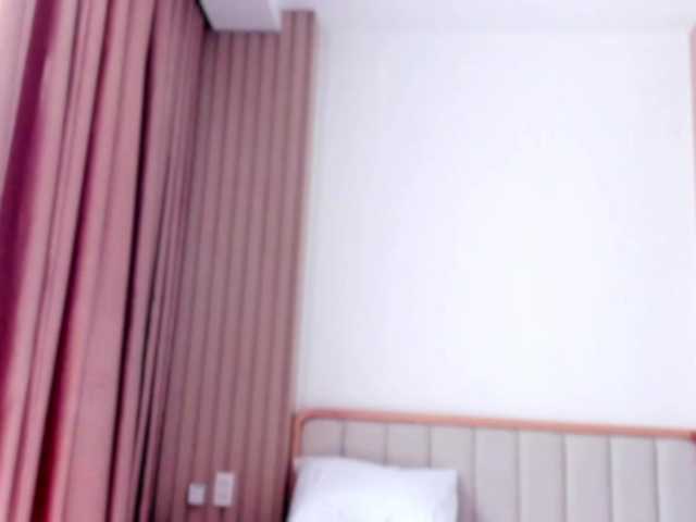 Curly-Sue live cam on BongaCams
