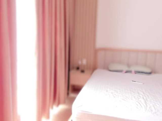 Curly-Sue live cam on BongaCams