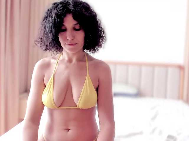 Curly-Sue live cam