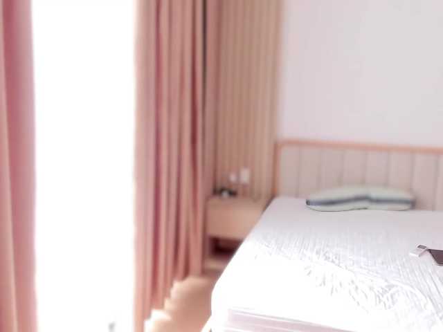 Curly-Sue live cam on BongaCams