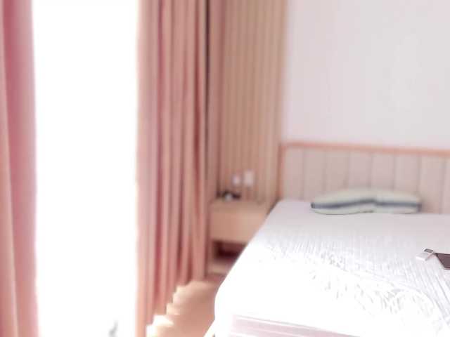 Curly-Sue live webcam show