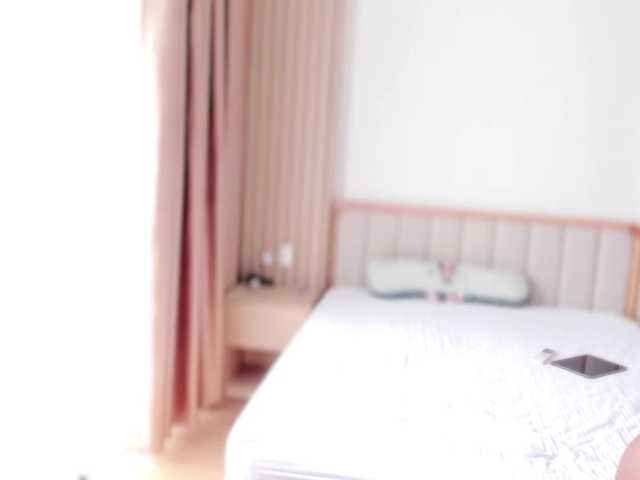 Curly-Sue live webcam show