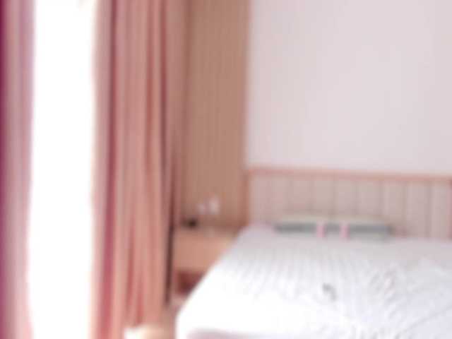 Curly-Sue live cam on BongaCams