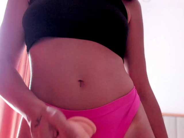 Curly-Sue live cam on BongaCams