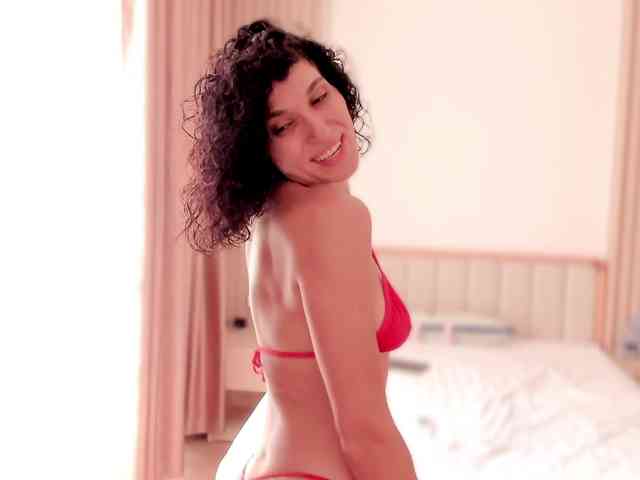 Curly-Sue webcam