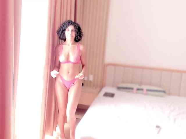 Curly-Sue webcam