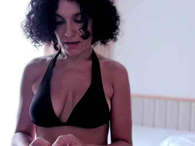 Curly-Sue webcam