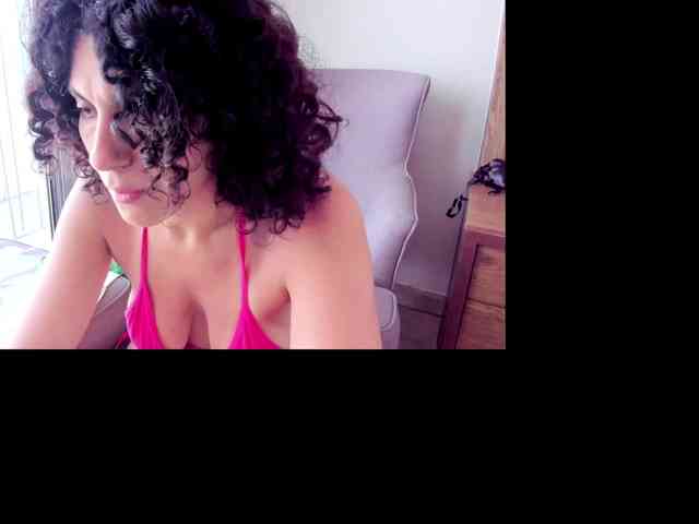 Curly-Sue webcam