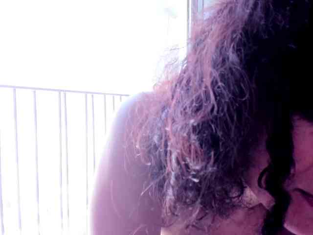 Curly-Sue webcam