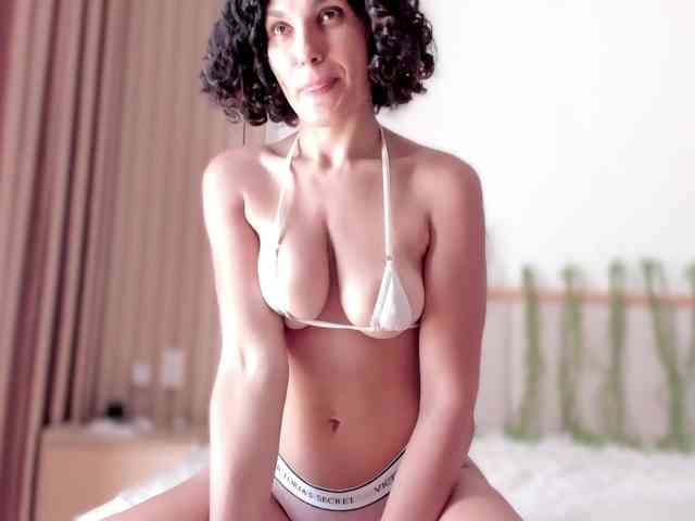 Curly-Sue webcam