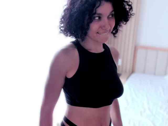 Curly-Sue webcam